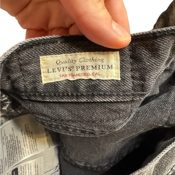 Levi's‎ 501 Short Trashed Black denim shorts size 28 - Picture 4 of 9